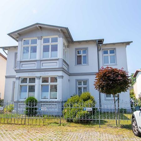 Ferienwohnungen Villa Vedro 치노비츠 외부 사진