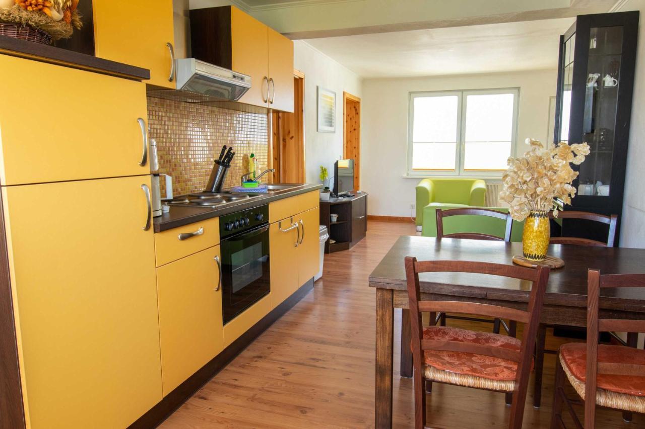 Ferienwohnungen Villa Vedro 치노비츠 외부 사진